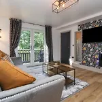 Waters Edge Lock View Casa vacanze