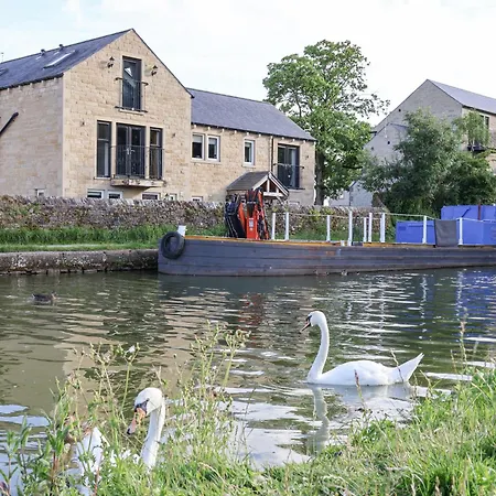 Waters Edge Lock View